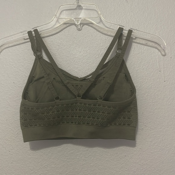 GYMSHARK ENERGY SEAMLESS GREEN SPORTS BRA - Picture 5 of 8
